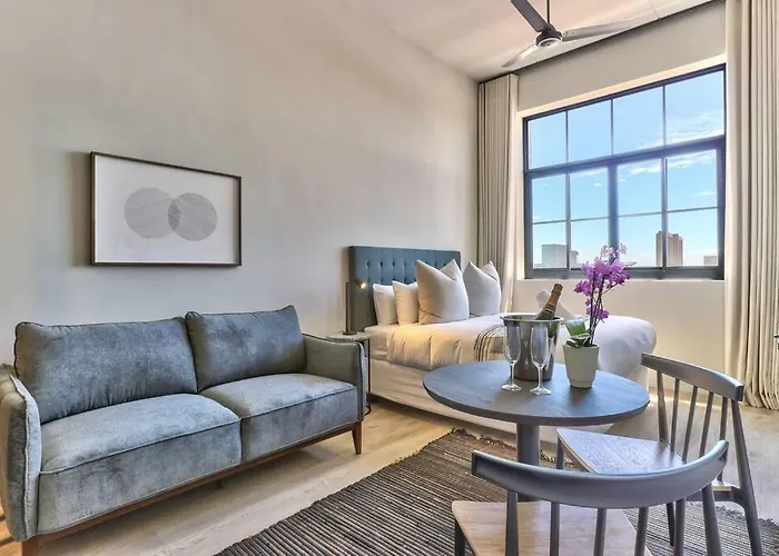 Trendy, Urban Living At The Harri W/ Views & Wifi