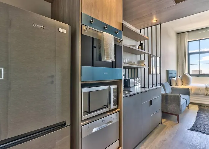Trendy, Urban Living At The Harri W/ Views & Wifi
